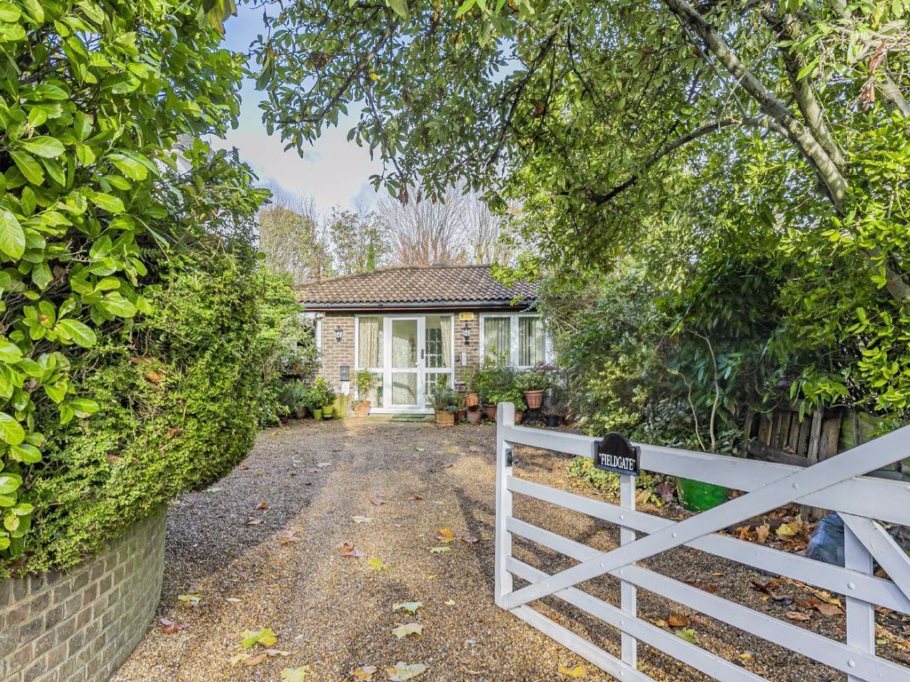 4 bed bungalow for sale in Ormond Avenue, Hampton TW12 Zoopla