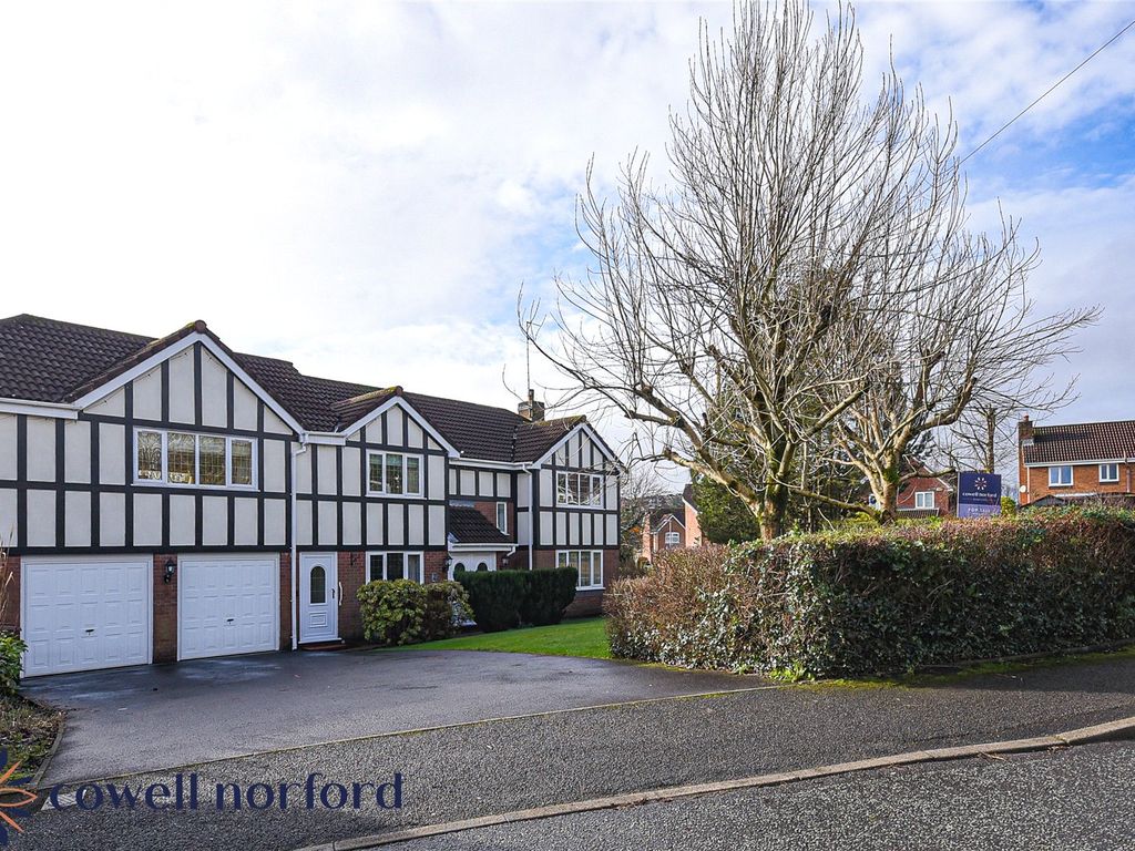 5 bed detached house for sale in Broadstone Close, Norden, Rochdale OL12, £600,000 Zoopla