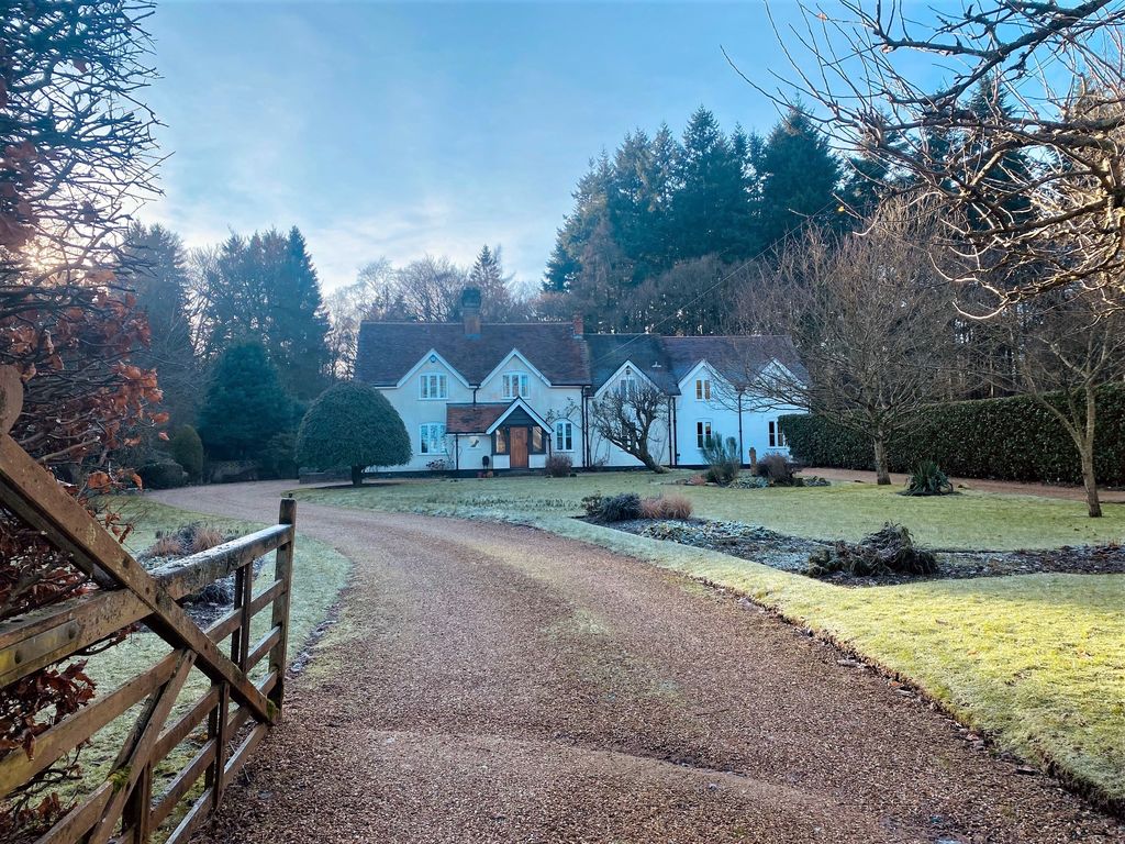 6 bed property to rent in Kiln Road, Hastoe, Tring HP23 Zoopla