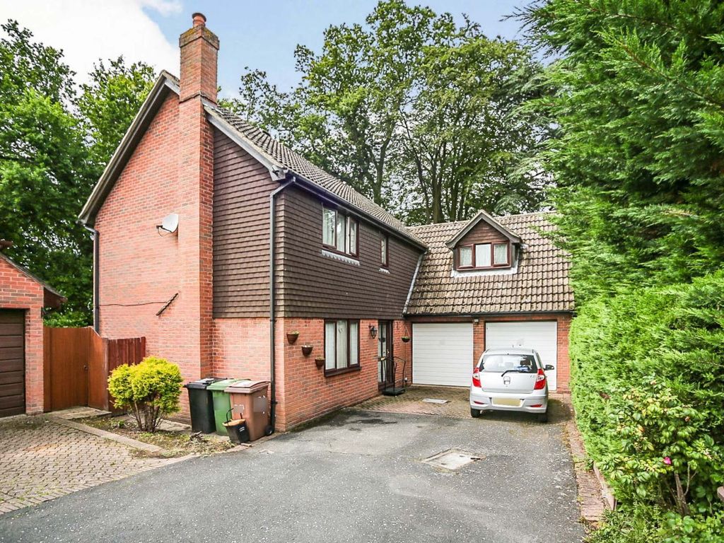 5 bed detached house for sale in Ferndale, Tunbridge Wells TN2 Zoopla