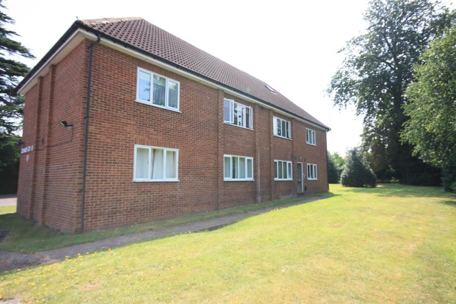 Studio to rent in Cedars Court, The Cedars, Burpham, Guildford GU1 Zoopla
