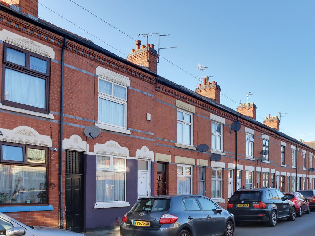 3 bed terraced house for sale in Harewood Street, Leicester LE5 Zoopla