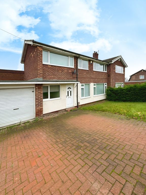 3 bed semidetached house for sale in Chesmond Drive, BlaydonOnTyne