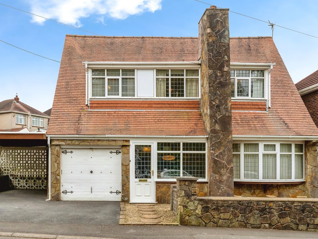 3 bed detached house for sale in Gwynfryn Road, Pontarddulais, Swansea
