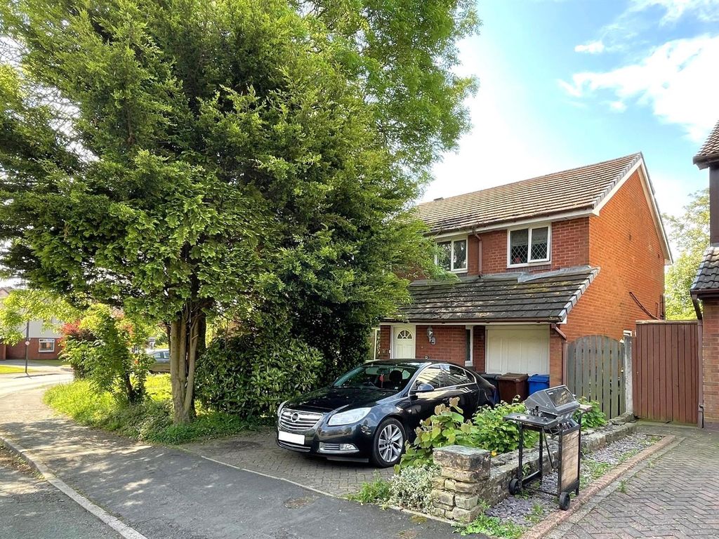 4 bed detached house for sale in Cranstal Drive, Hindley Green, Wigan