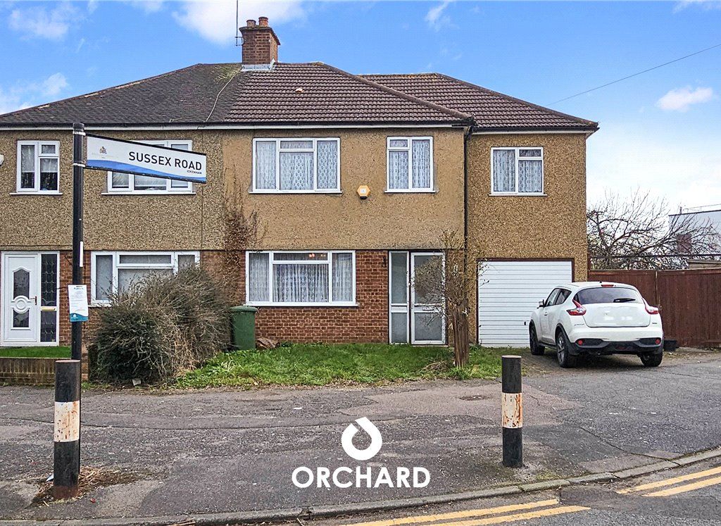 4 bed semidetached house for sale in Glebe Avenue, Ickenham UB10, £625,000 Zoopla