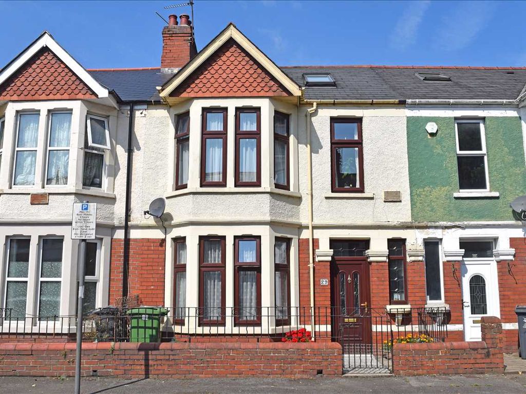 4 bed terraced house for sale in Longspears Avenue, Heath/Gabalfa