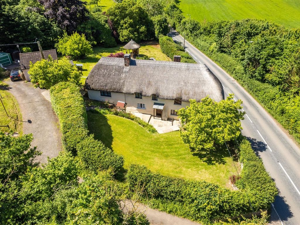 4 bed detached house for sale in Newton St. Cyres, Exeter EX5 Zoopla