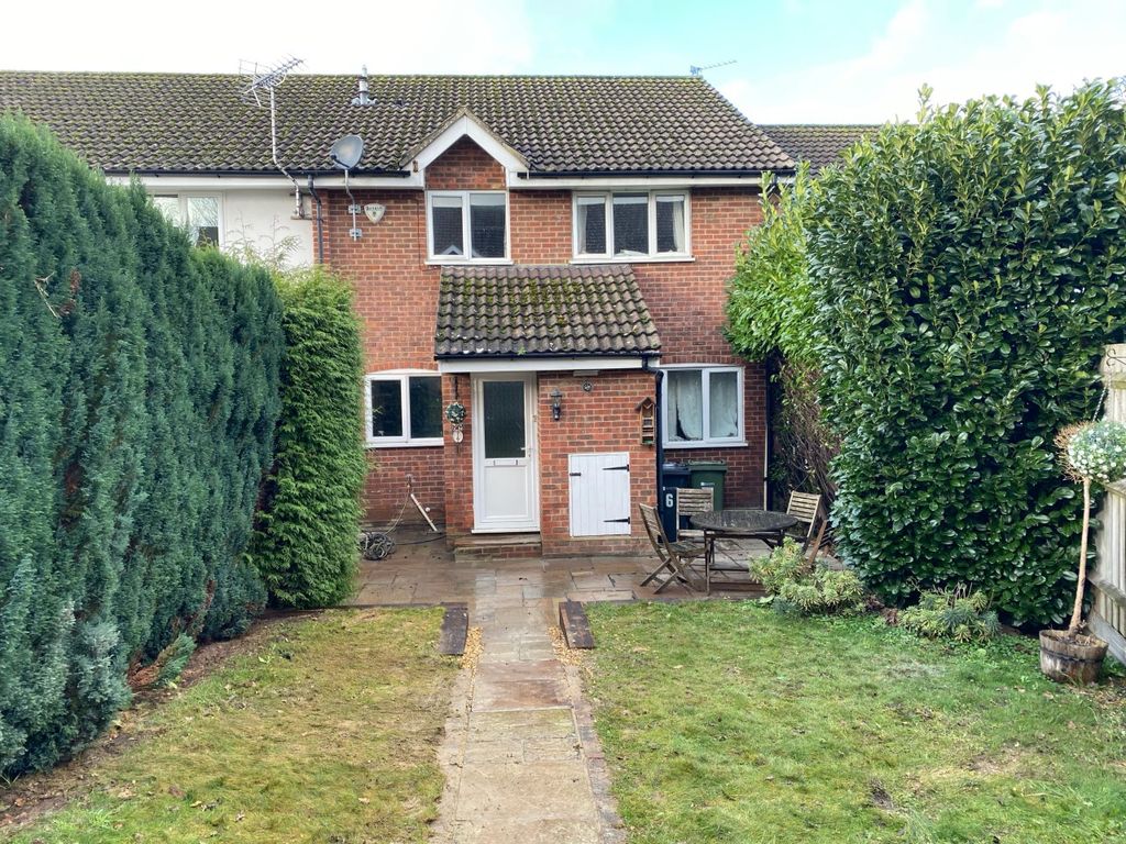2 bed terraced house to rent in Gorse Court, Merrow GU4, £1,600 pcm Zoopla