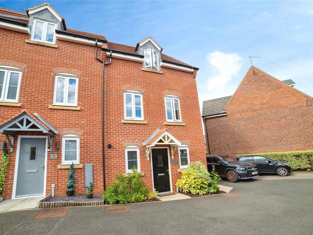 3 bed semidetached house for sale in Amarella Lane, KirkbyInAshfield