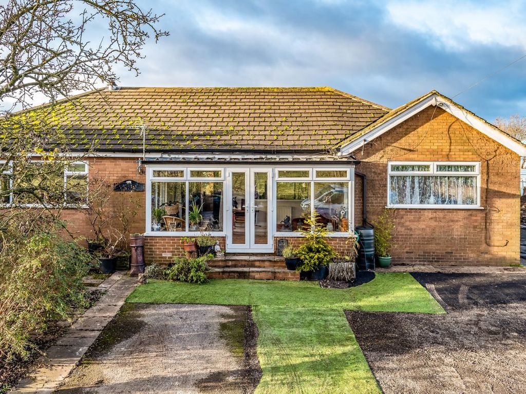 3 bed bungalow for sale in Netherton Farm, Nethertown, Drighlington