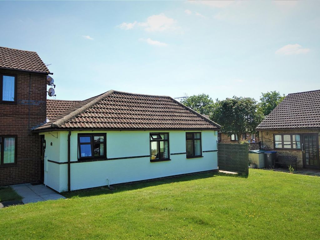 2 bed terraced bungalow for sale in Birch Close, Markfield LE67 Zoopla