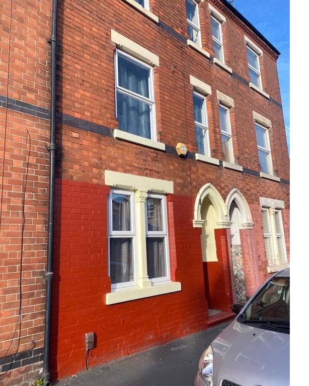 4 bed terraced house for sale in Port Arthur Road, Nottingham