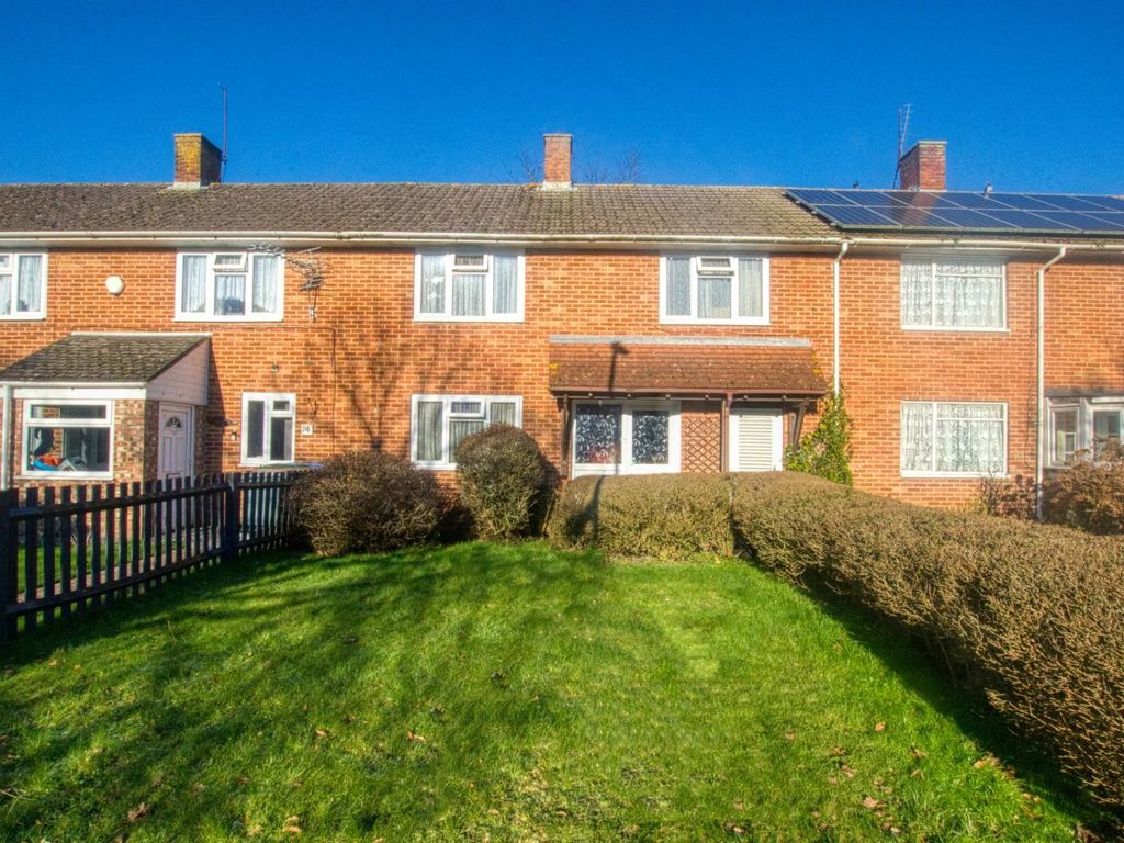 4 bed property for sale in Gilpin Close, Southampton SO19, £250,000