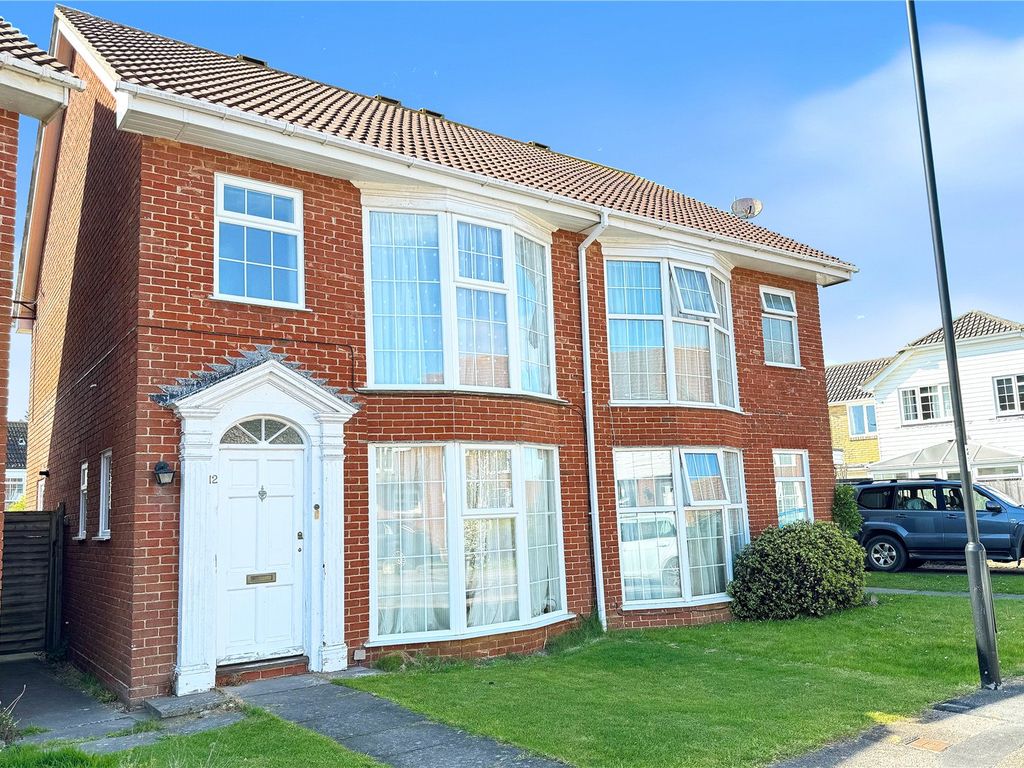 3 bed semidetached house for sale in Briar Close, Angmering, West