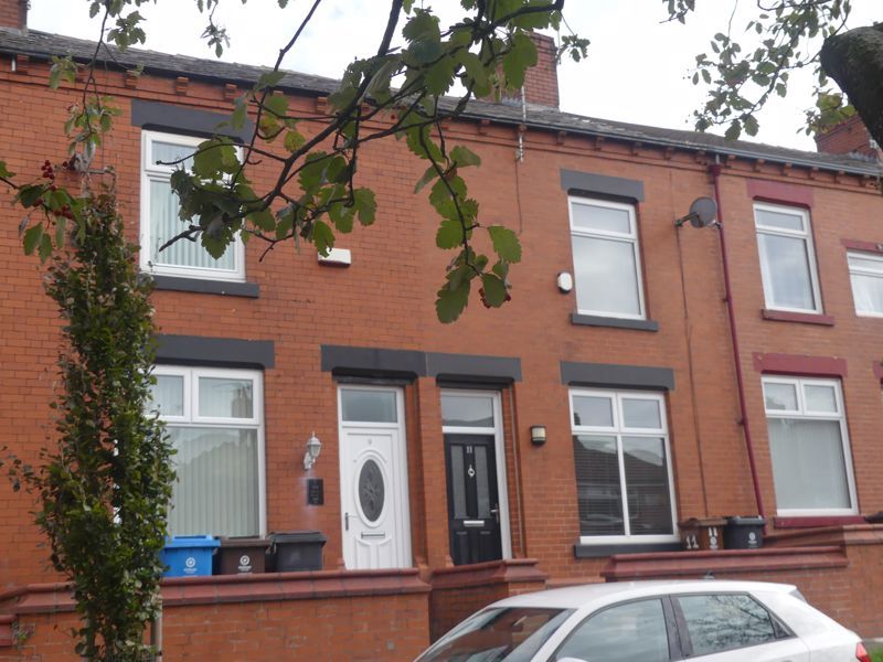2 bed terraced house to rent in Albany Street, Oldham OL4, £895 pcm