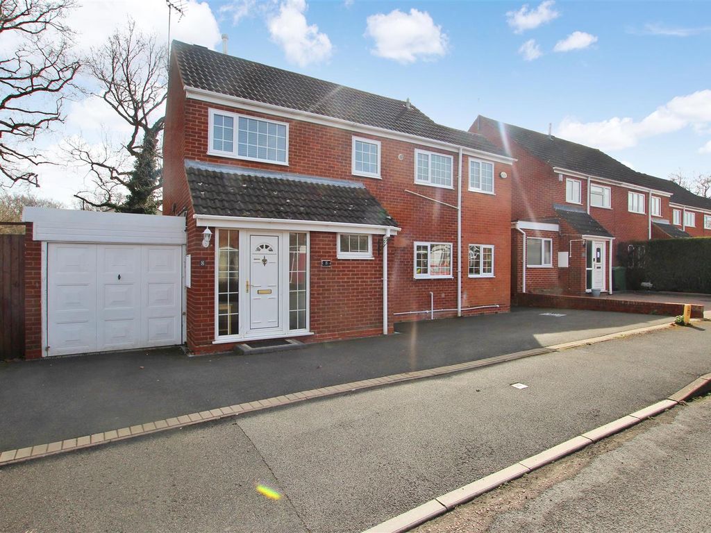 3 bed detached house to rent in Lassington Close, Redditch B98 Zoopla