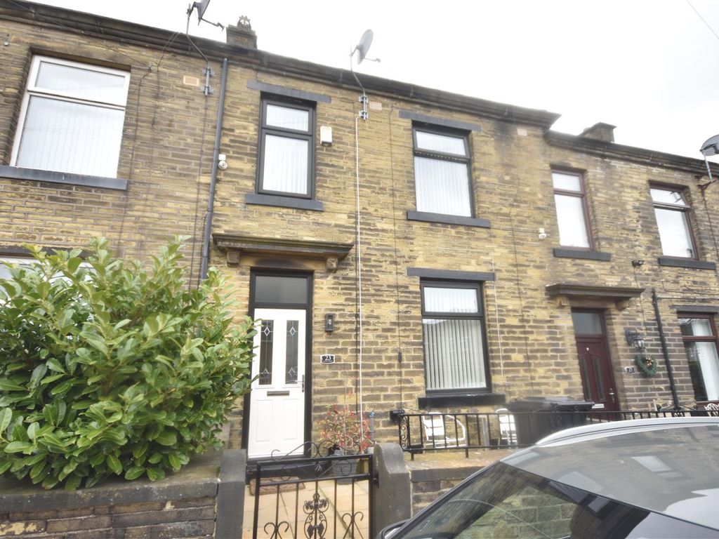 3 bed terraced house for sale in Lyon Street, Queensbury, Bradford BD13