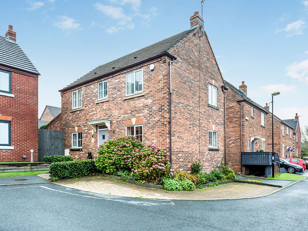3 bed detached house for sale in Mollis Grove, Oldham, Greater