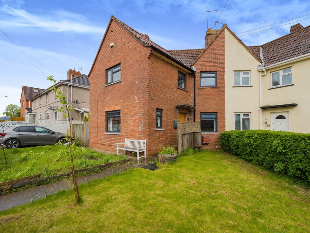 3 bed semidetached house for sale in Daventry Road, Bristol, Somerset