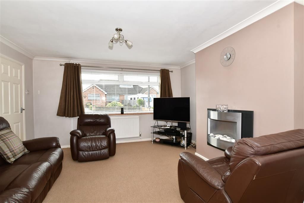 3 bed semidetached house for sale in Freeman Way, Maidstone, Kent ME15