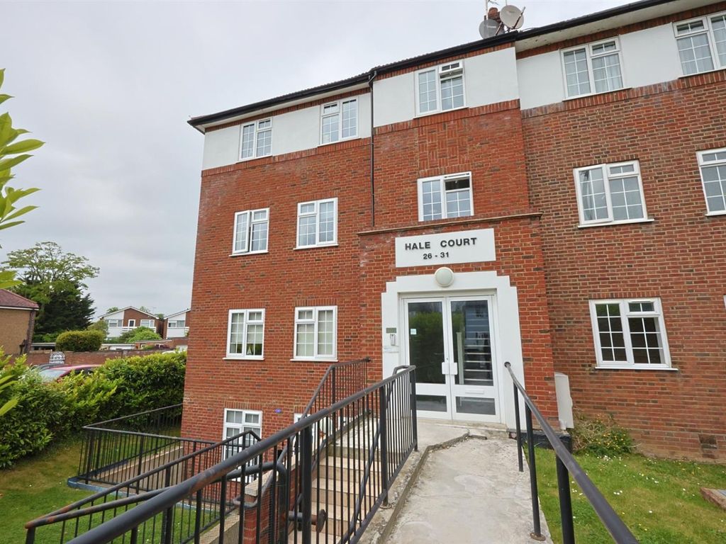 1 bed flat for sale in Hale Lane, Edgware HA8, £299,950 Zoopla