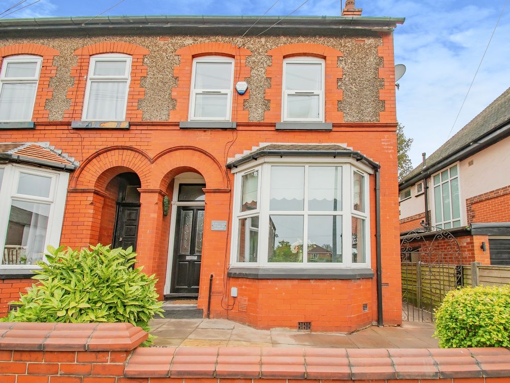 2 bed semidetached house for sale in Old Clough Lane, Worsley