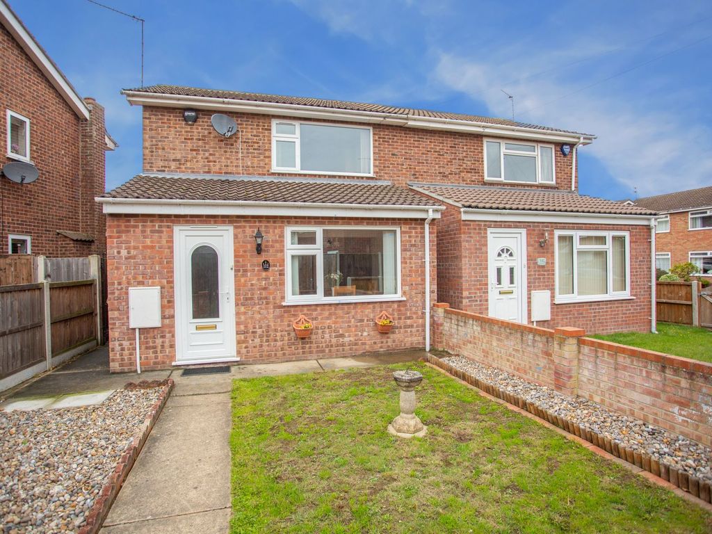 3 bed semidetached house for sale in Spruce Avenue, Ormesby, Great Yarmouth NR29 Zoopla
