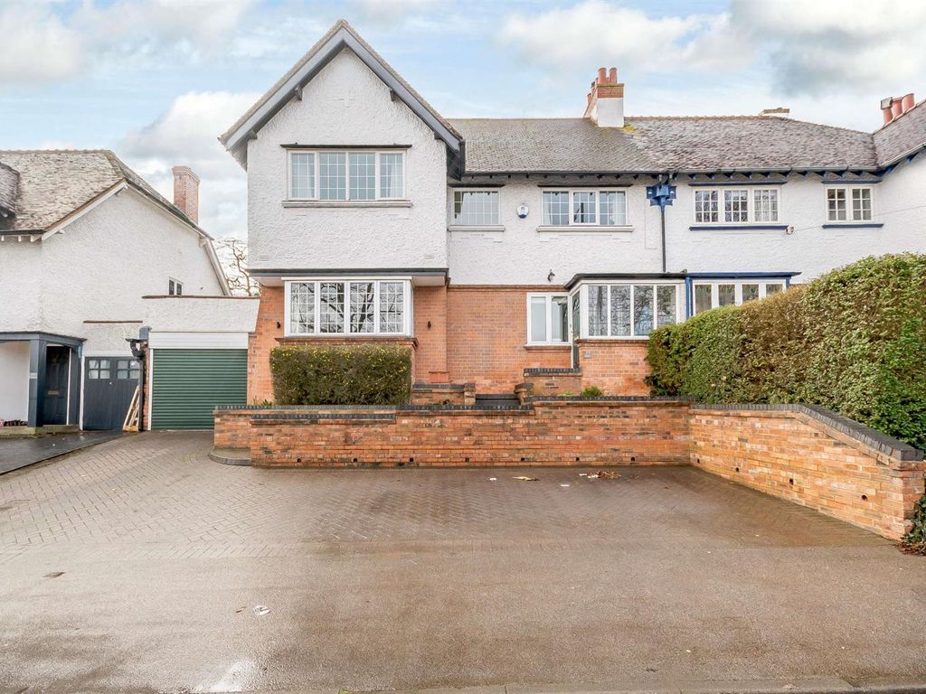 4 bed semidetached house for sale in Lichfield Road, Four Oaks, Sutton