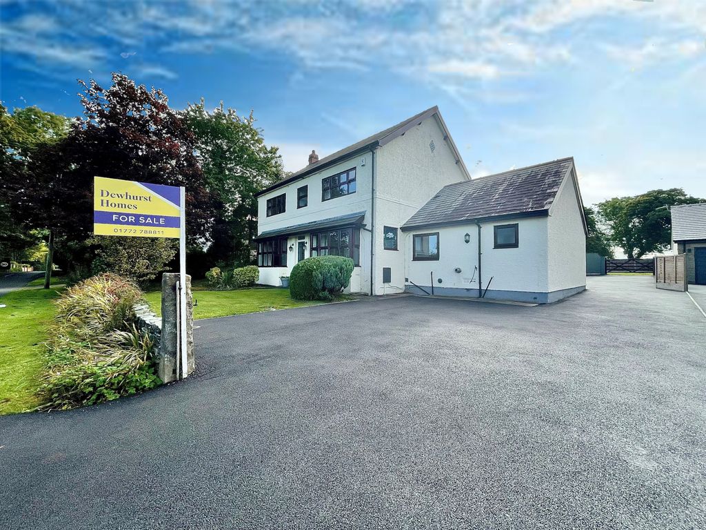 5 bed farmhouse for sale in Thirlmere, Blackleach Lane, Bartle PR4 Zoopla