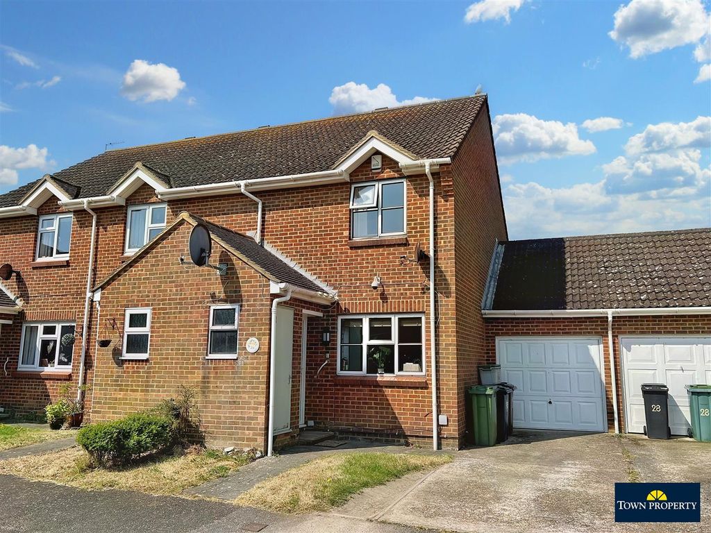 2 bed terraced house for sale in Blakes Way, Eastbourne BN23 Zoopla