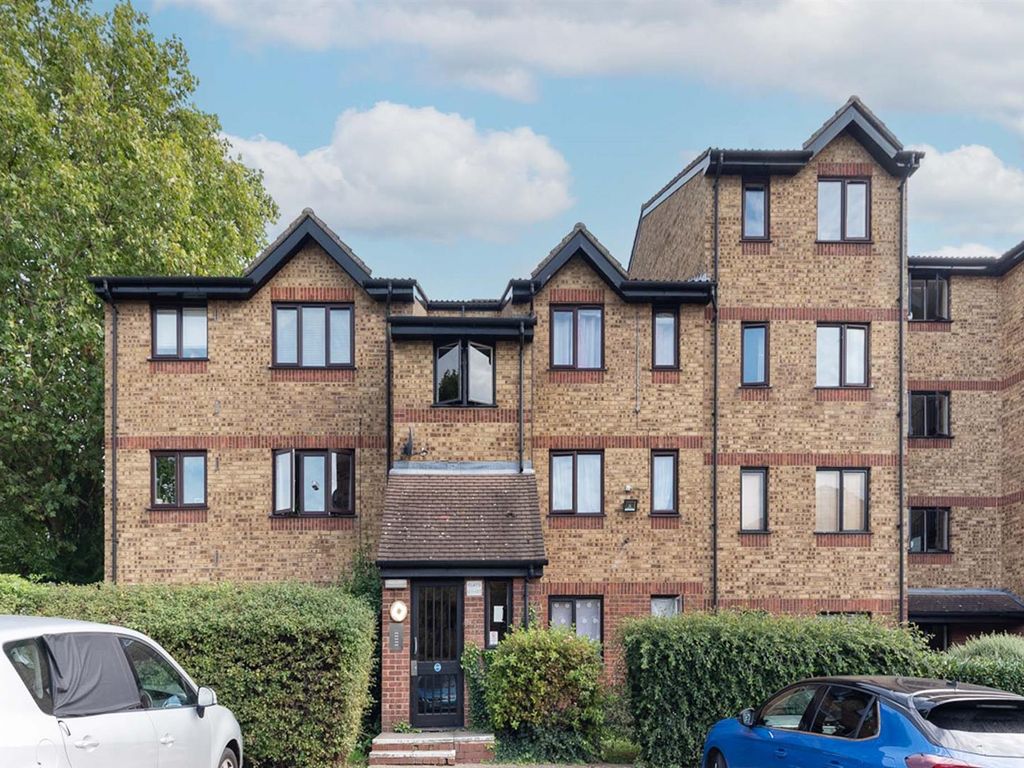 1 bed flat for sale in Green Pond Close, London E17 Zoopla