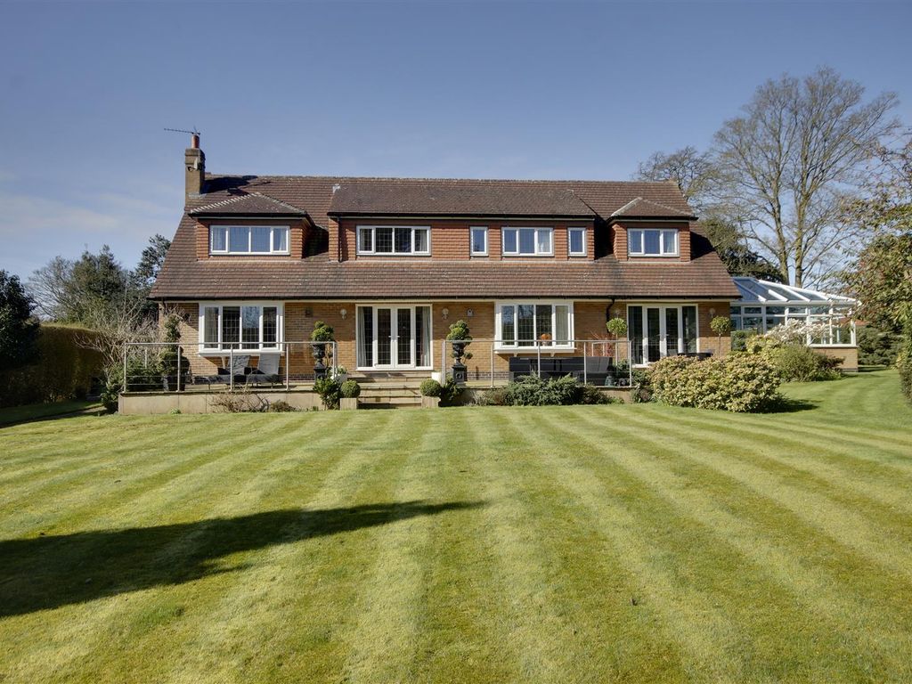 4 bed detached house for sale in The Park, Swanland, North Ferriby HU14