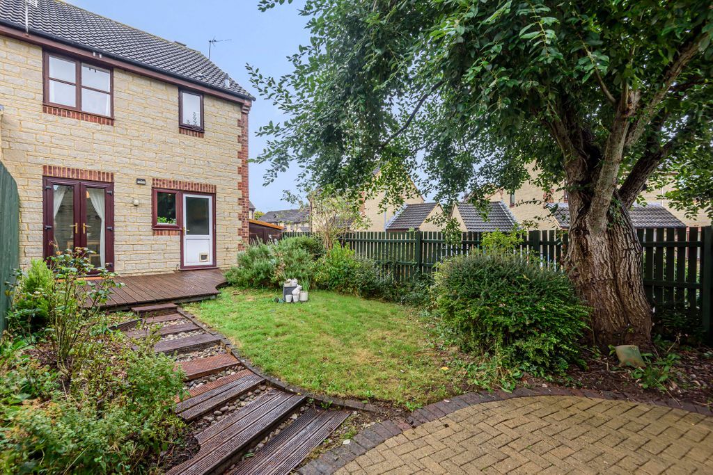 3 bed semidetached house for sale in Aubrey Rise, Malmesbury SN16 Zoopla