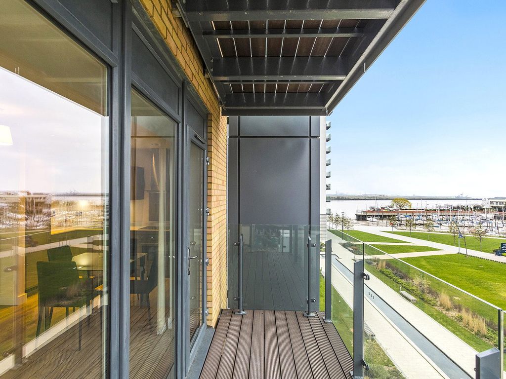 Peninsula Quay, Pegasus Way, Gillingham, Kent ME7  