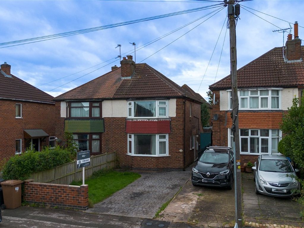 3 bed semidetached house for sale in Devonshire Drive, Mickleover
