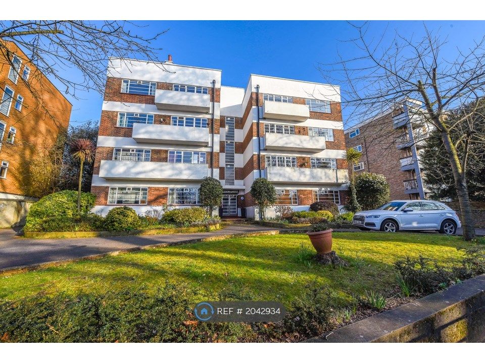 2 bed flat to rent in Viceroy Lodge, Surbiton KT6, £1,900 pcm Zoopla