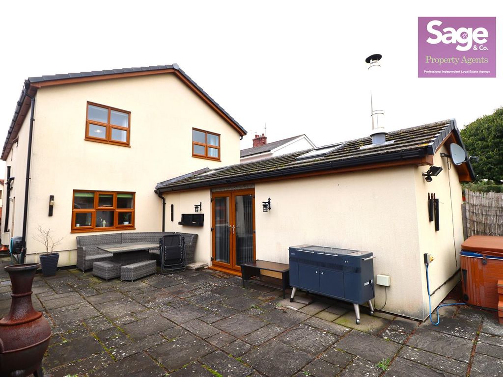 4 bed detached house for sale in The Highway, Croesyceiliog, Cwmbran
