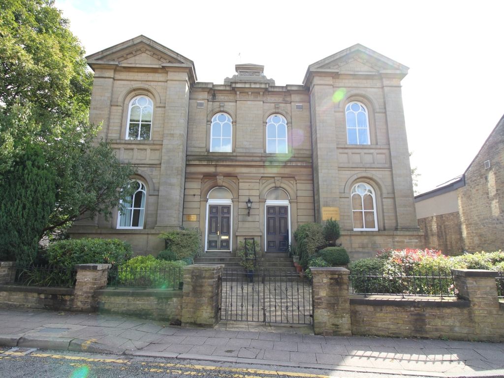 2 bed flat to rent in Market Place, Ramsbottom, Bury, Lancashire BL0