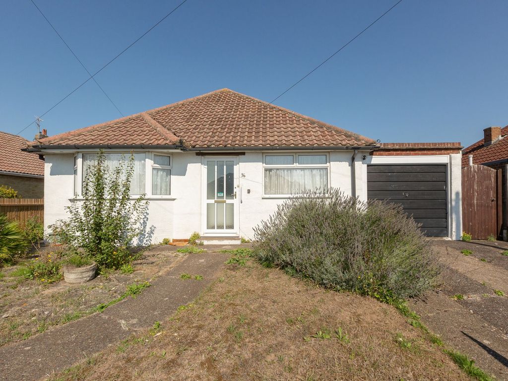 3 bed detached bungalow for sale in Kent Gardens, Birchington CT7, £