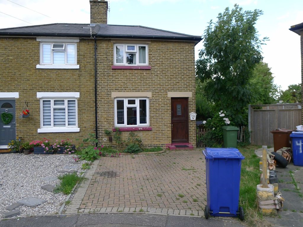 1 bed semidetached house for sale in Copper Beech Road, South Ockendon