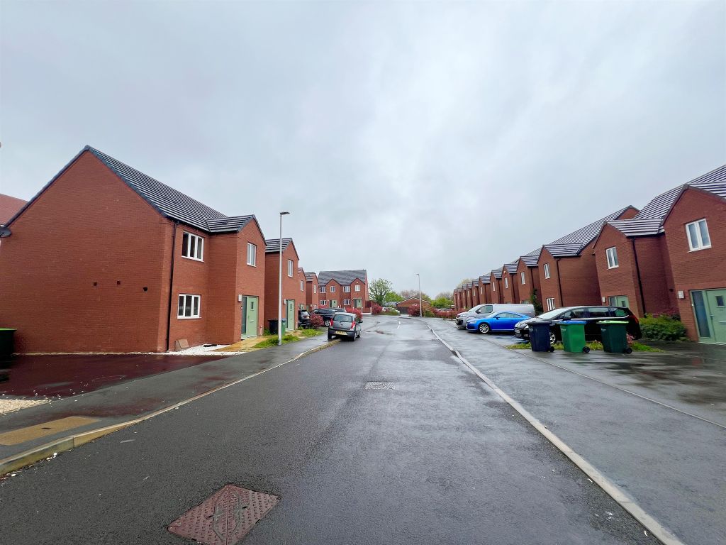 3 bed semidetached house for sale in John Brooks Avenue, Smethwick B66, £260,000 Zoopla