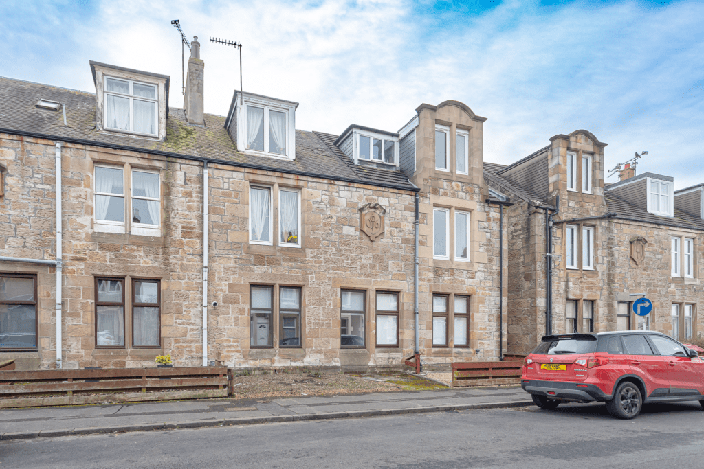 2 bed flat for sale in Roxburgh Street, Grangemouth FK3 Zoopla