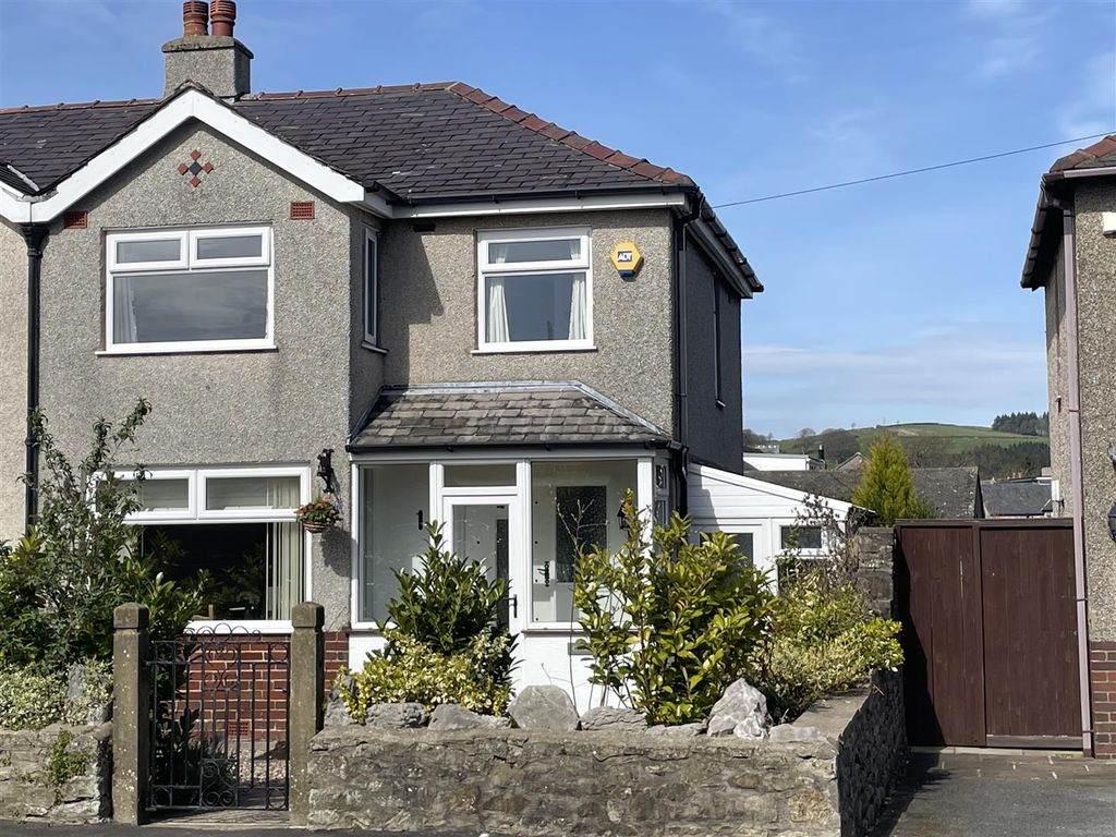 3 bed semidetached house to rent in 19 Copy Lane, Caton, Lancaster