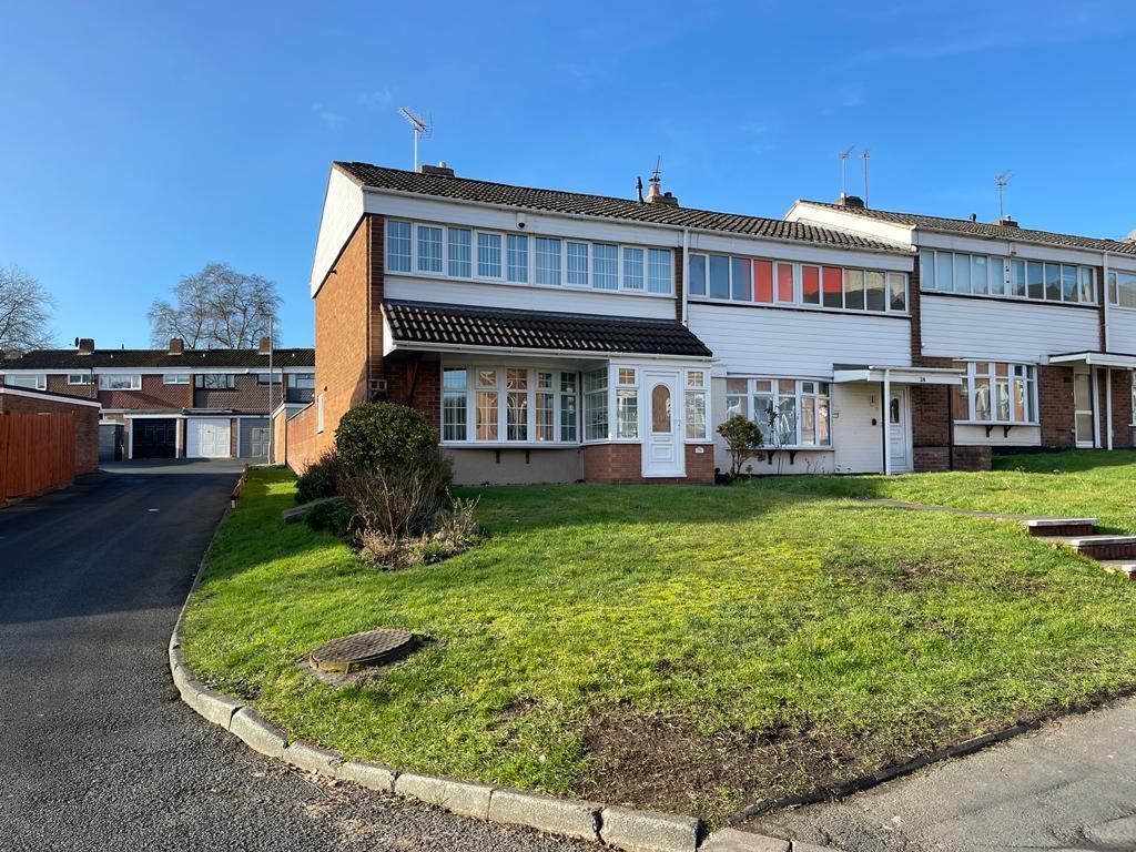 3 bed end terrace house for sale in Pingle Close, West Bromwich, West