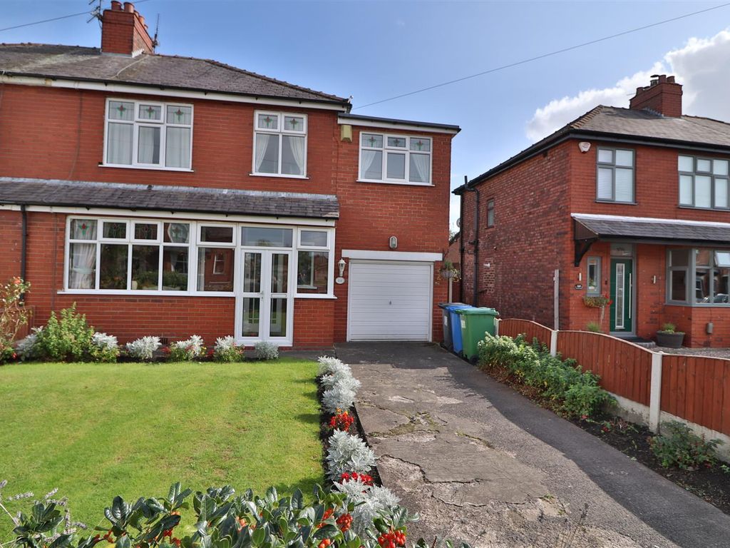 4 bed semidetached house for sale in Hood Lane South, Great Sankey
