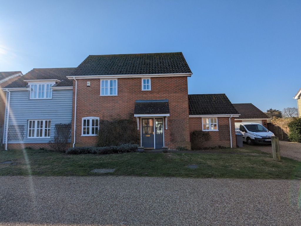 3 bed detached house for sale in The Gables, Leiston IP16 Zoopla