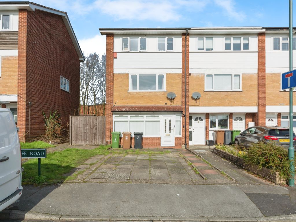 4 bed town house for sale in Ratcliffe Road, Solihull, West Midlands