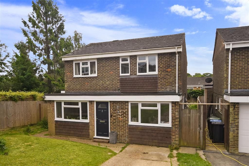 4 bed detached house for sale in Burleigh Way, Crawley Down, West