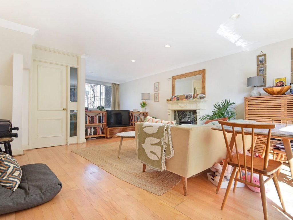 3 bed end terrace house for sale in Kensington Place, London W8 Zoopla